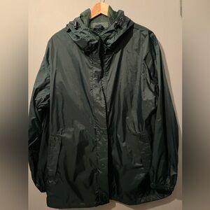 Lands' End Dark Green Hooded Raincoat. Women’s large. Very good condition.